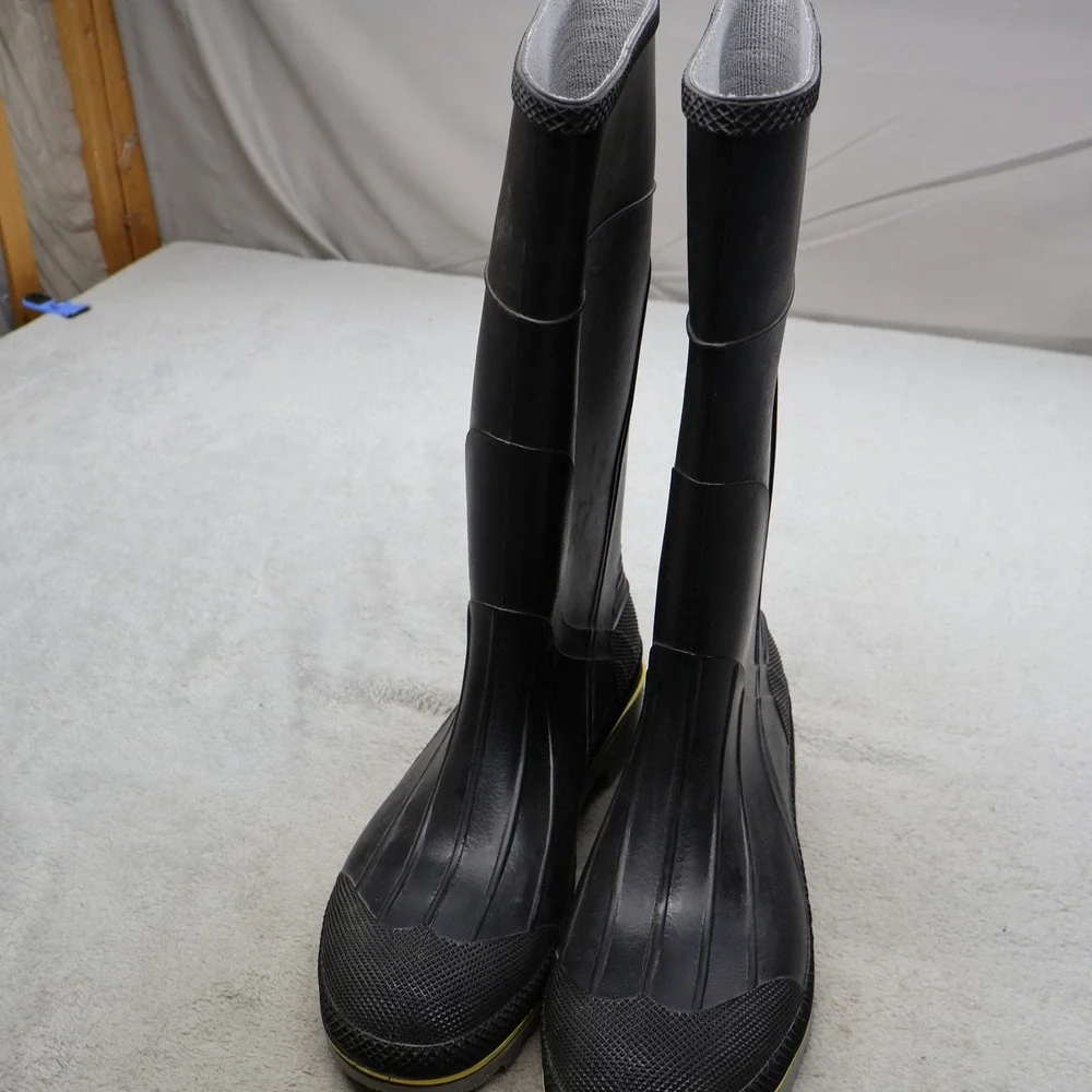 Servus Mens 11 Work Boots Black Rubber Waterproof Steel Toe Safety Utility USA